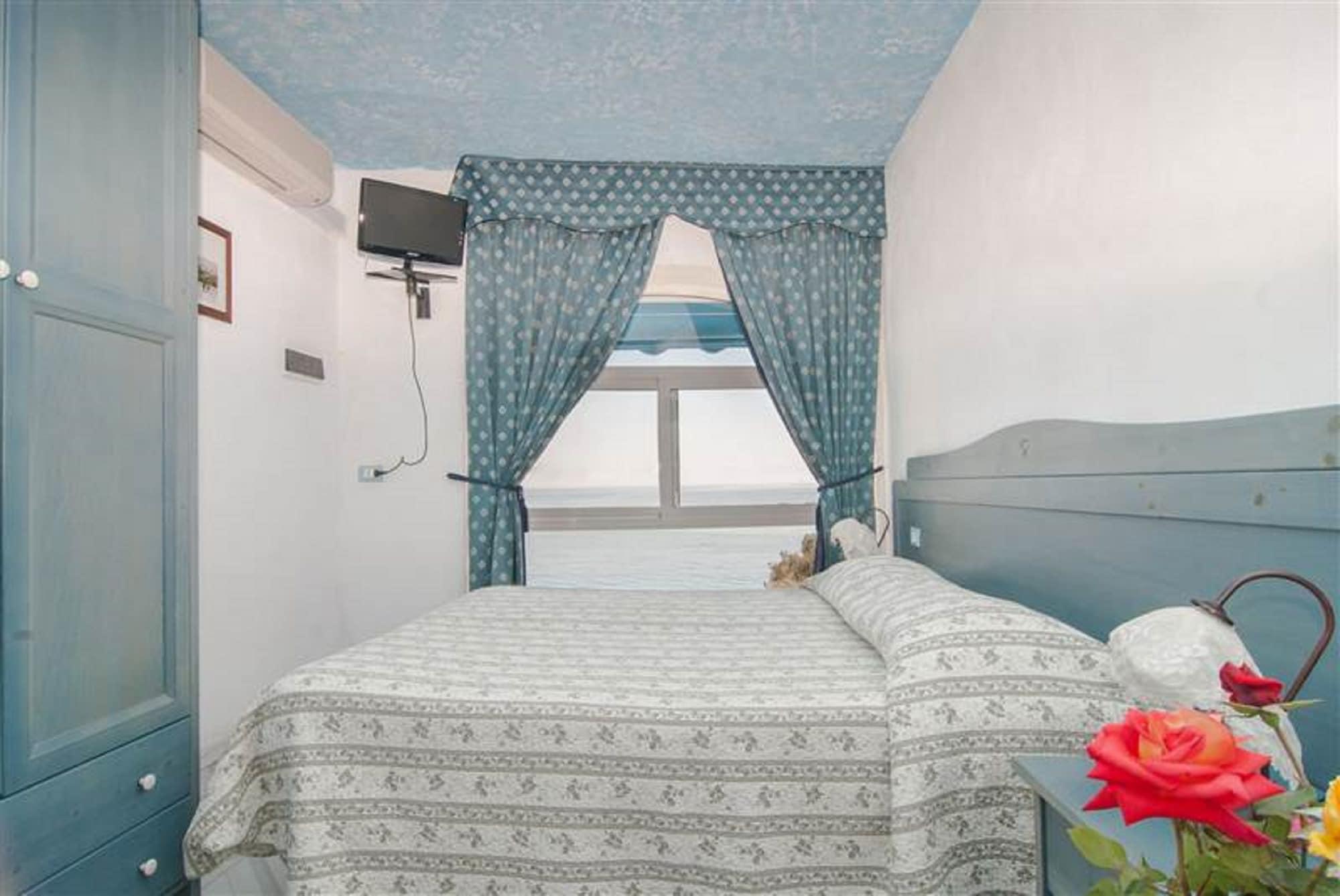 Hotel La Ninfea 이스키아 외부 사진
