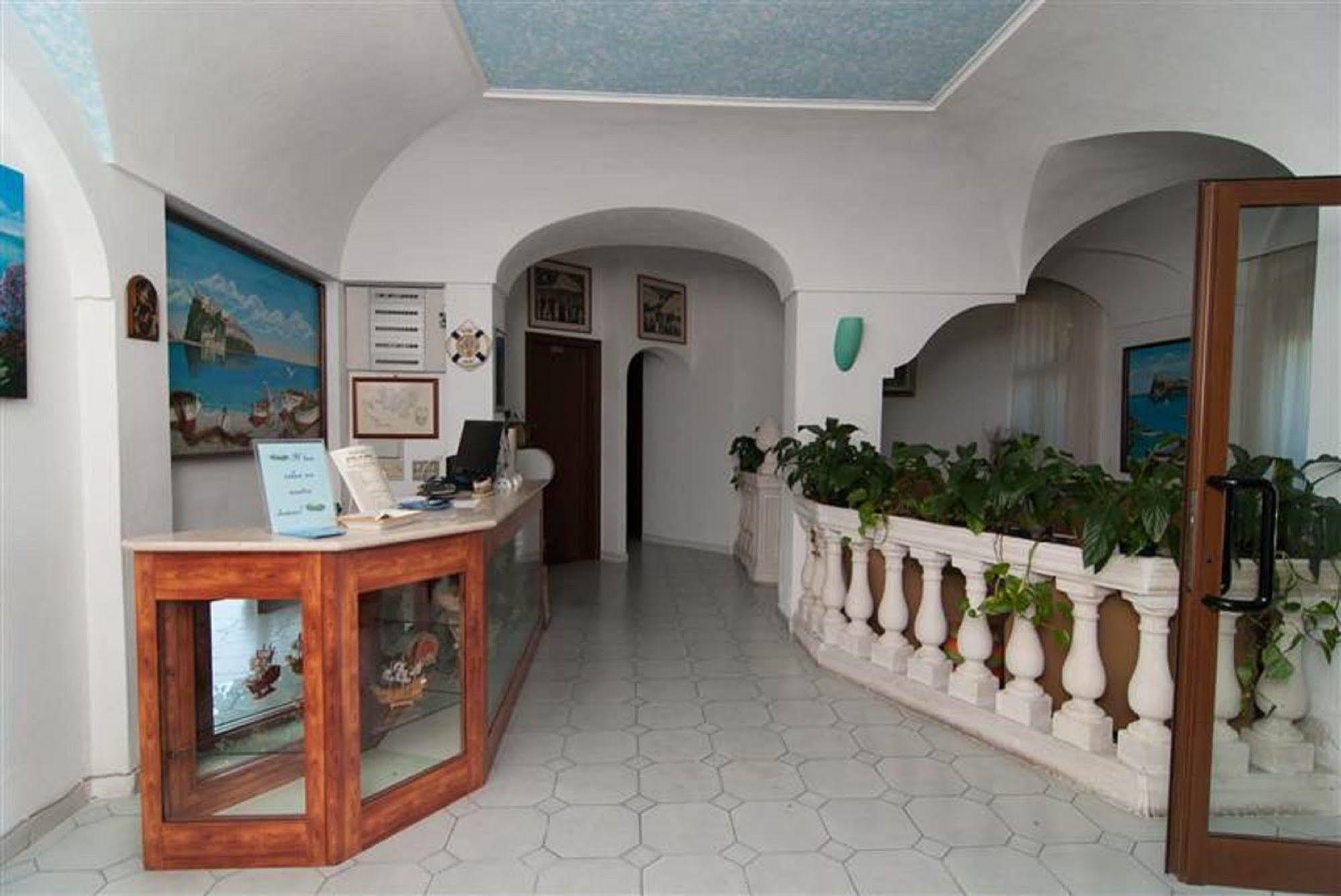 Hotel La Ninfea 이스키아 외부 사진