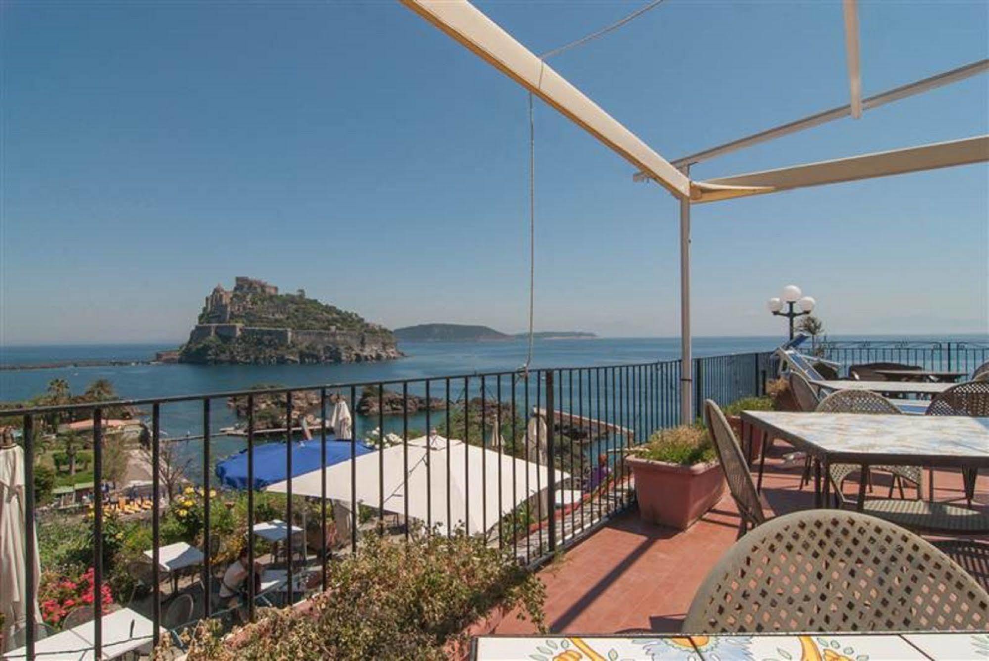Hotel La Ninfea 이스키아 외부 사진