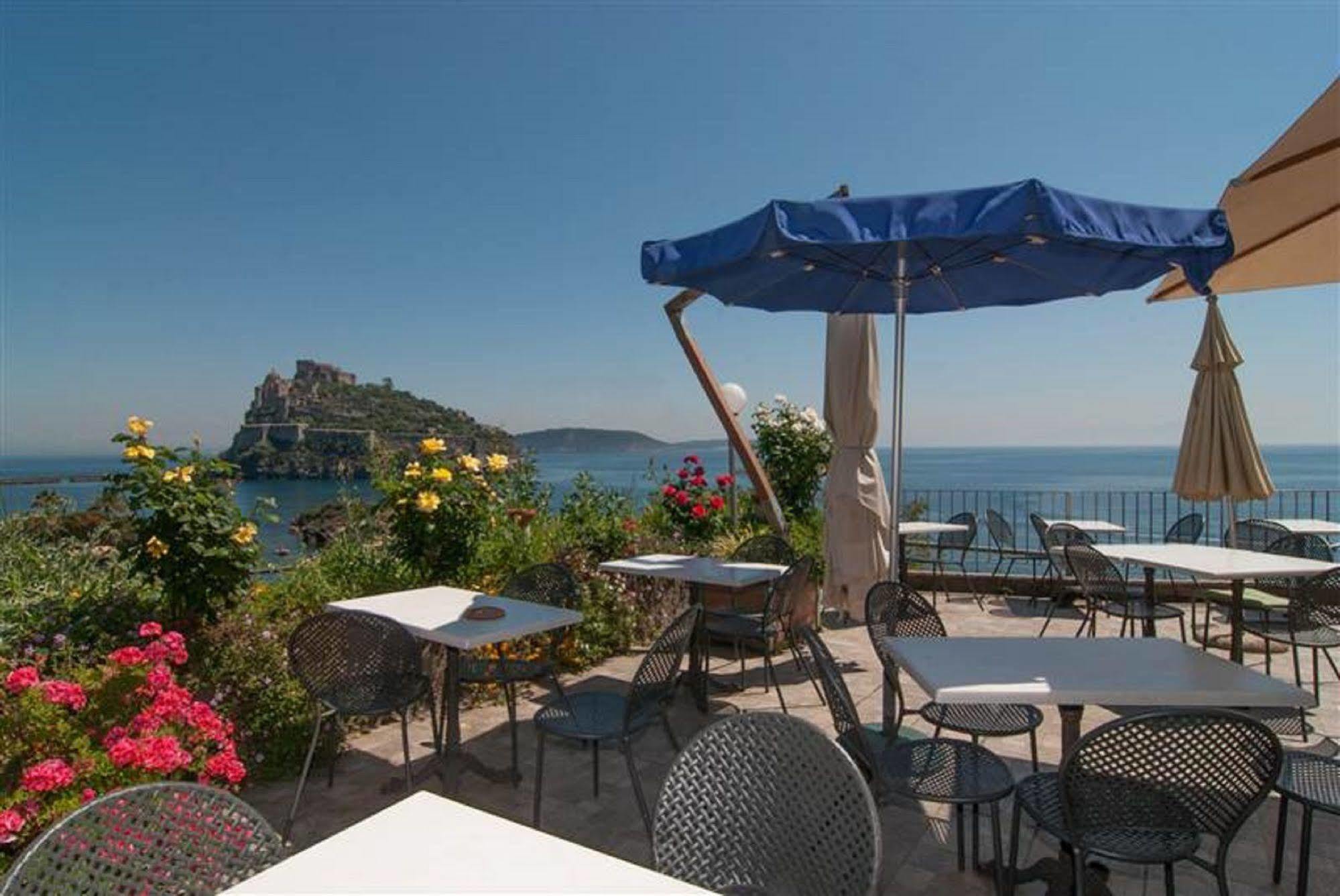 Hotel La Ninfea 이스키아 외부 사진