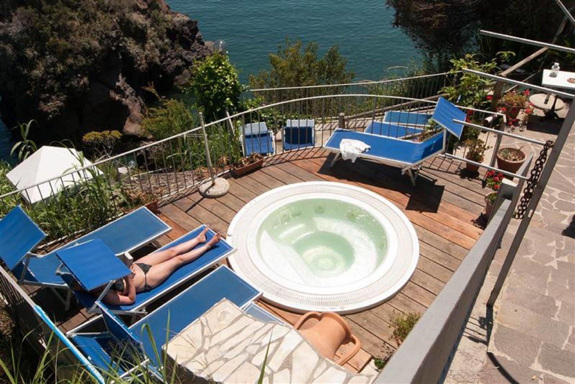 Hotel La Ninfea 이스키아 외부 사진